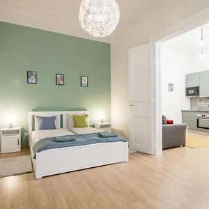 Appartamento Stylish & 2br, Budapest