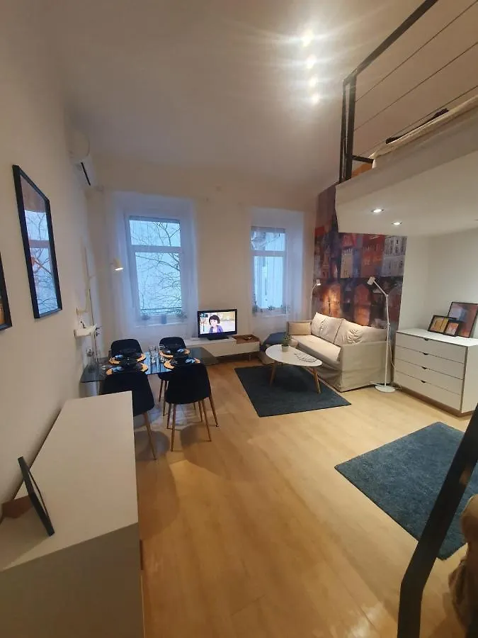 Petofi Apartment With Air Condition Budapest